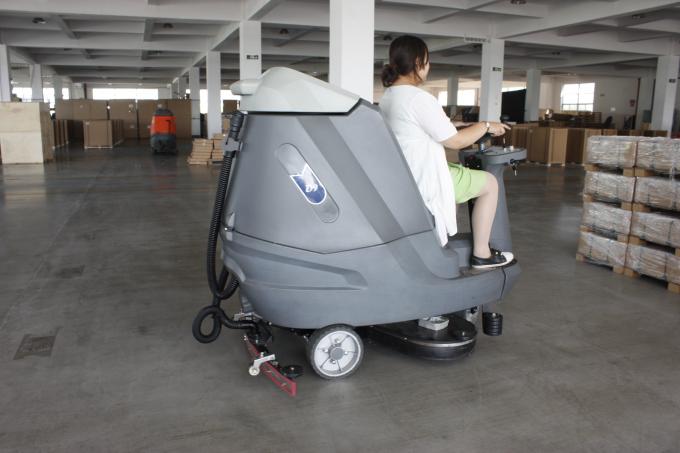 Big Shape Battery Powered Floor Scrubber Dryer Machine To Clean Larger Warehouse Or Shopping Mall 0